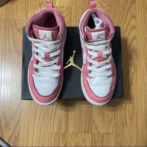 Jordan 1 MIS (PS) Girls Size 12